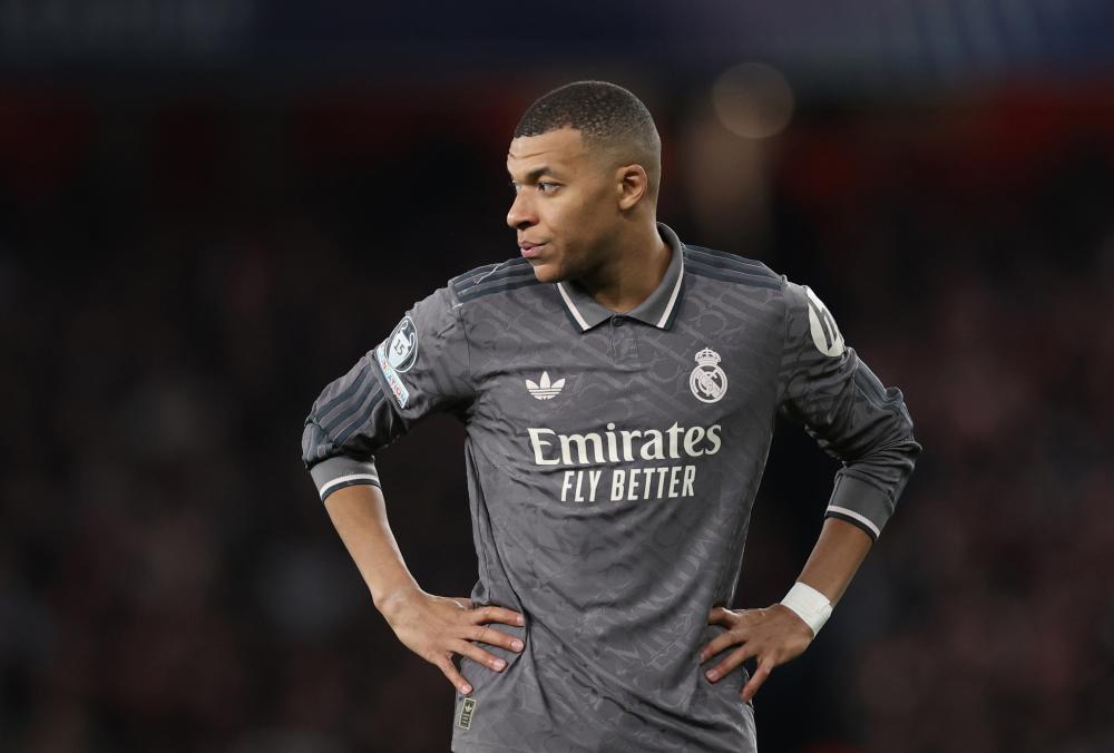 尽管赛季初 尽管赛季初